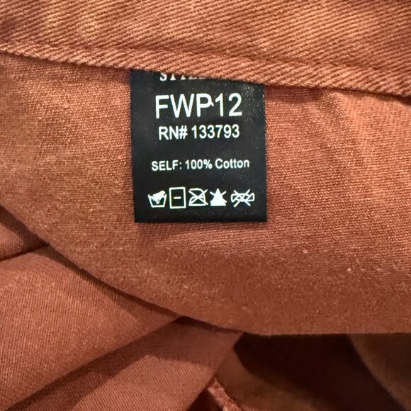 🆕POL Loose Fit Boyfriend Cropped Pant Distress Detail Color Rust    Size L - Picture 10 of 10